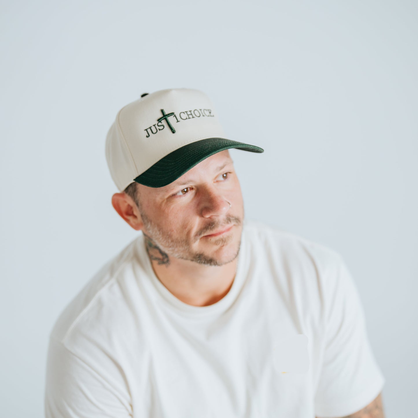 Green/Cream