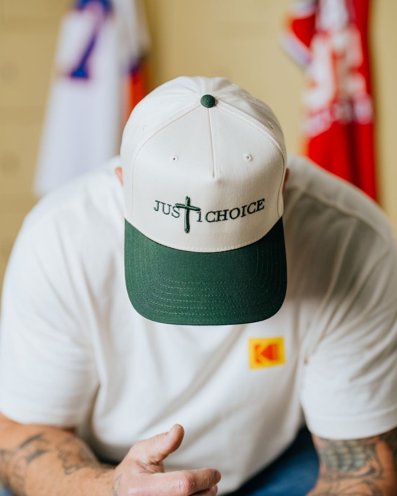 Green/Cream