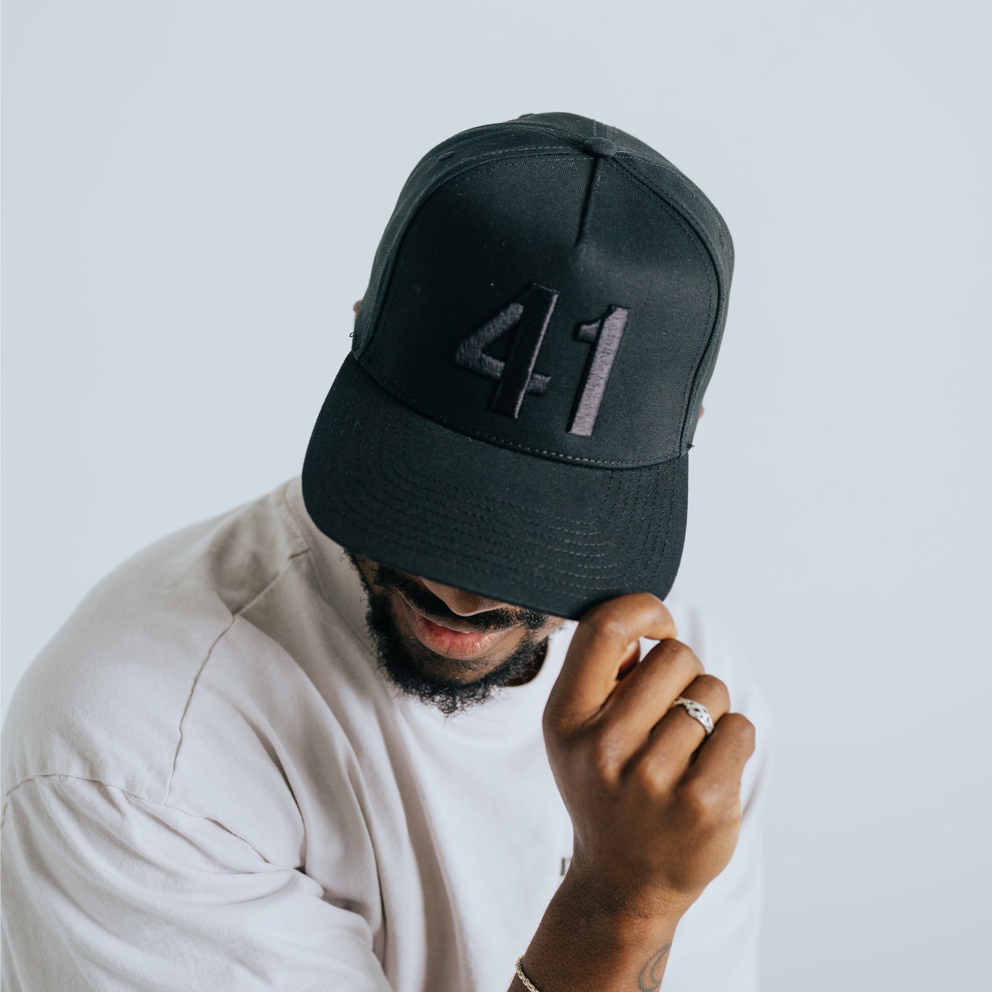 "41" Black/Black